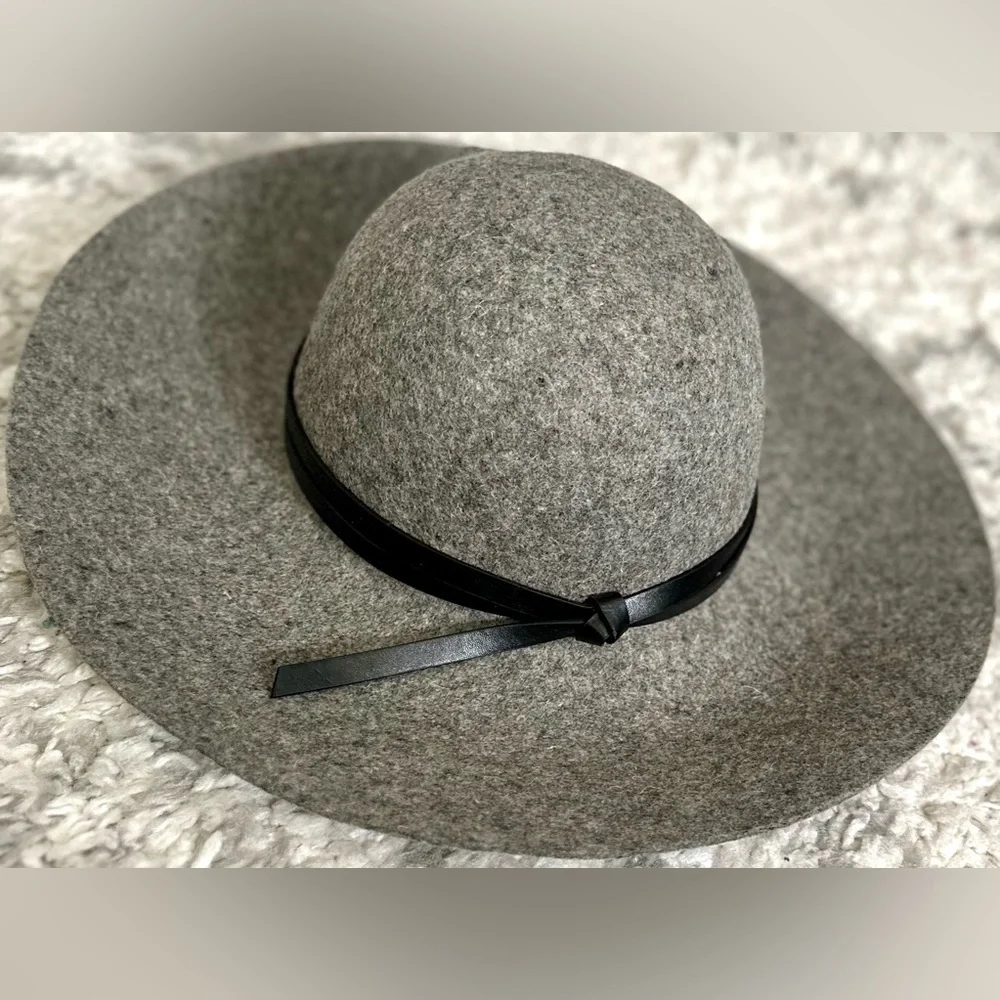 ‼️RARE‼️🎸NORDSTROM🎸🔥NWT🔥Floppy Wool Hat in Heather Grey/Black